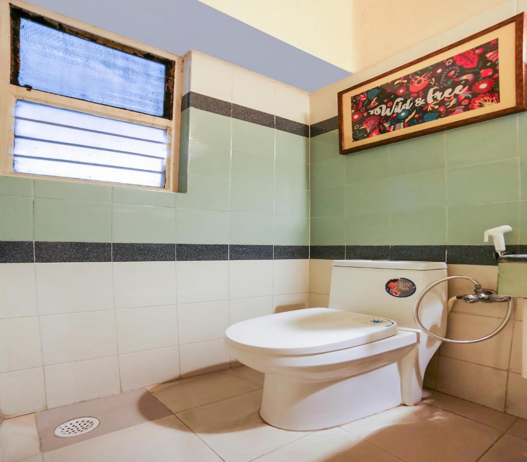Capital O 10953 Dayal Lodge - A Boutique Hotel Агра Екстериор снимка